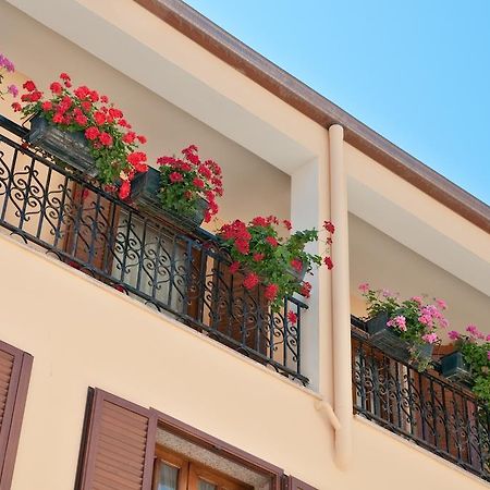 Bed&Breakfast Chiara Olbia Exteriör bild