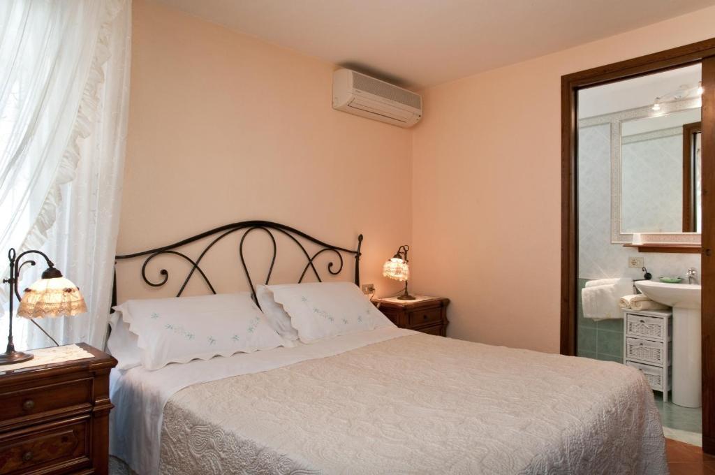 Bed&Breakfast Chiara Olbia Rum bild